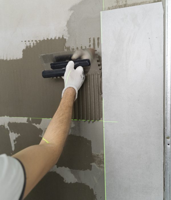 tiler-working-renovation-apartment